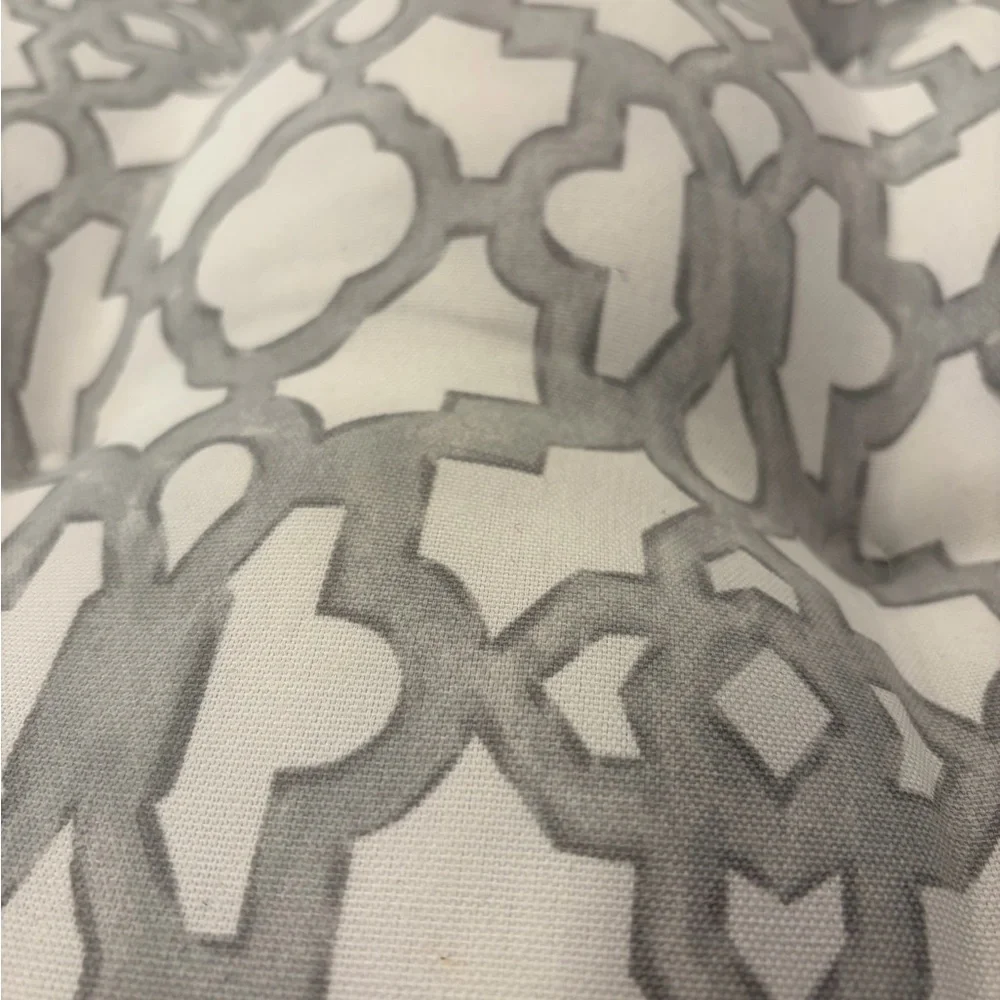 Pier 1 19x19” cream gray  Chair Cushion tufted